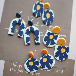 アールデコ風花柄ポリマークレイイヤリングセット