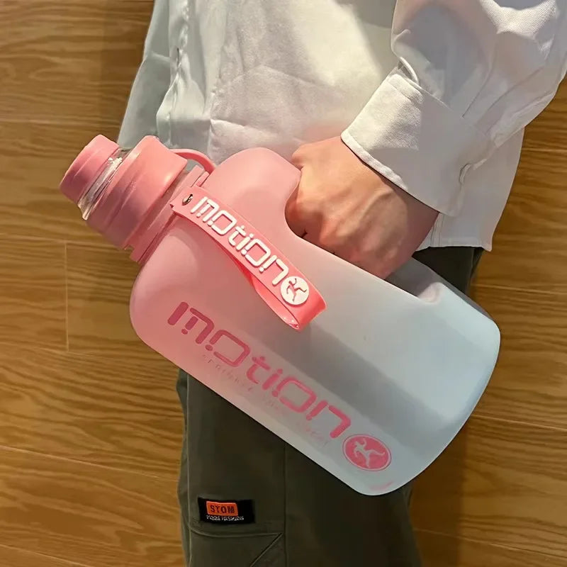 |イベント・ノベルティ用品 | ストロー付き大容量スポーツボトル | 2L