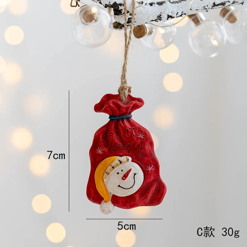 可愛い！クリスマスペンダントオーナメント（サンタ／天使／雪だるま）