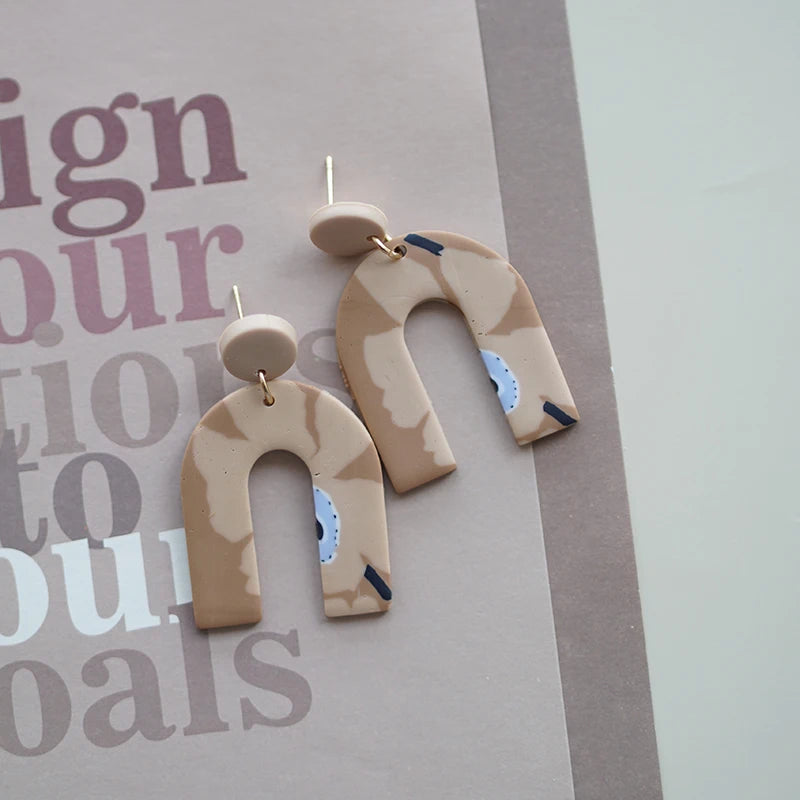 アールデコ風花柄ポリマークレイイヤリングセット