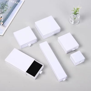 |イベント・ノベルティ用品 | ジュエリーギフトボックス10個セット | 7～8c 4サイズ