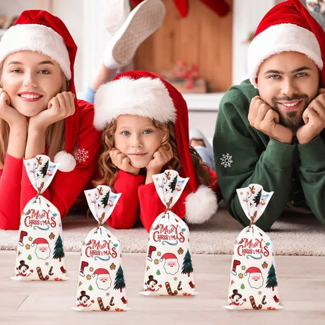 イベント・クリスマス装飾｜クリスマス柄ビニール製ギフトバッグセット(25/50/100pcs)