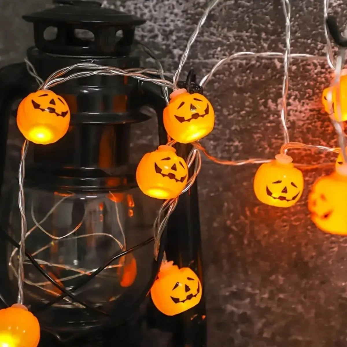 イベント・ハロウィン装飾｜LEDかぼちゃ型ランタン（1.5M / 3M）