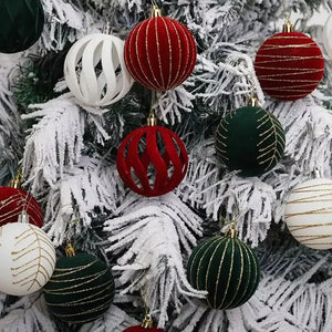 イベント・クリスマス装飾｜バーガンディ色のクリスマスボールペンダント