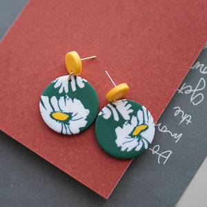 アールデコ風花柄ポリマークレイイヤリングセット