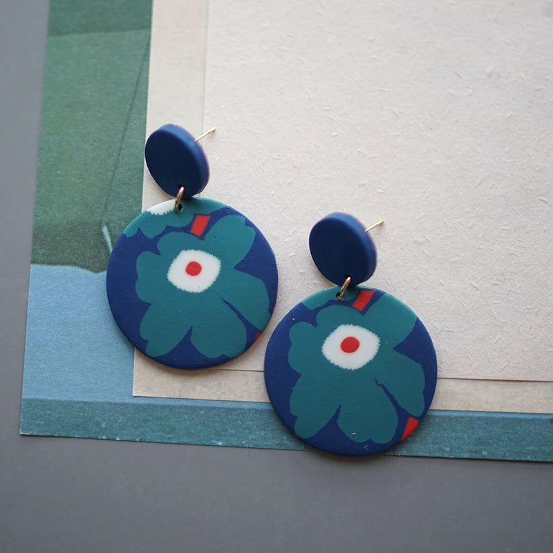 アールデコ風花柄ポリマークレイイヤリングセット