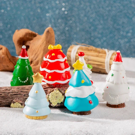 【クリスマス用装飾】ミニクリスマスツリー サンタ＆妖精の樹脂置物