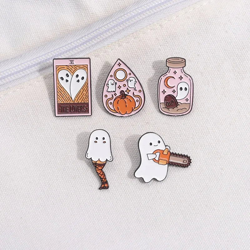 イベント・ハロウィングッズ｜ゴシックエナメルピンブローチ
