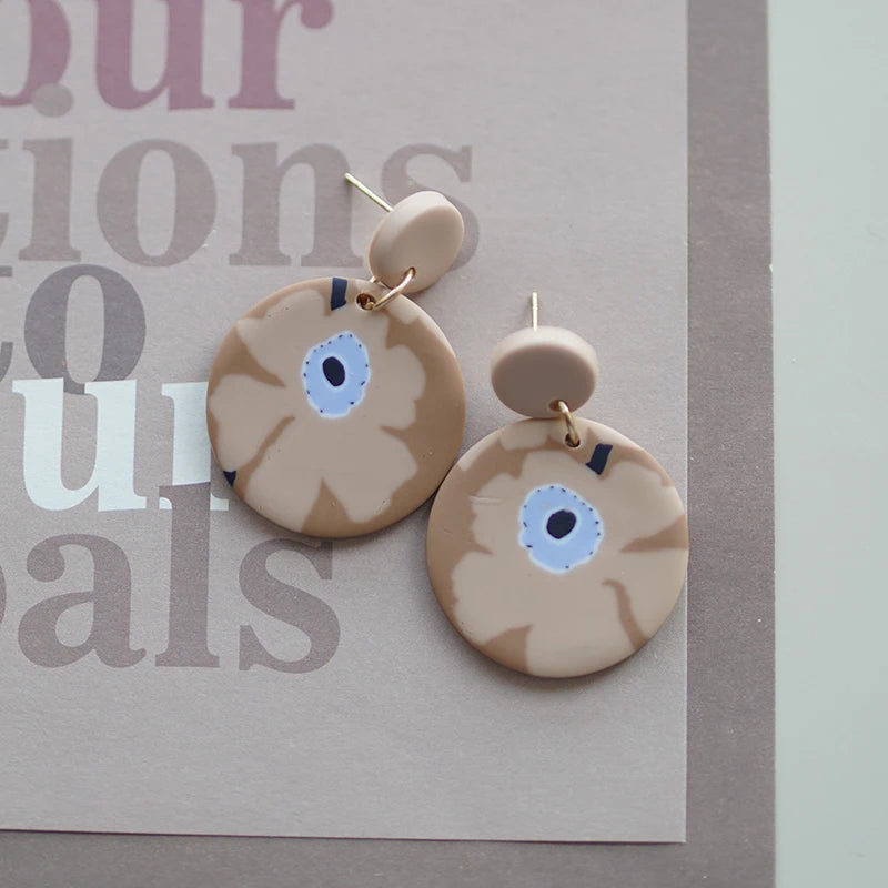 アールデコ風花柄ポリマークレイイヤリングセット