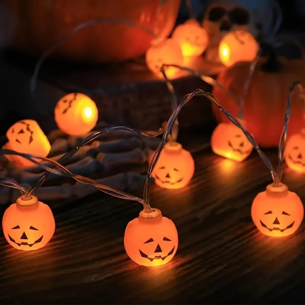 イベント・ハロウィン装飾｜LEDかぼちゃ型ランタン（1.5M / 3M）