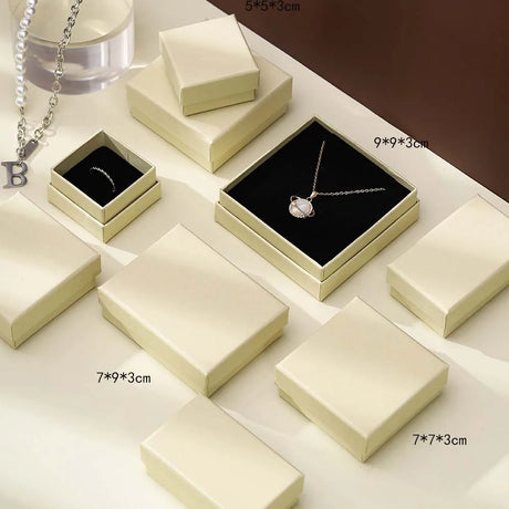 |イベント・ノベルティ用品 | ジュエリーギフトボックスセット30個入