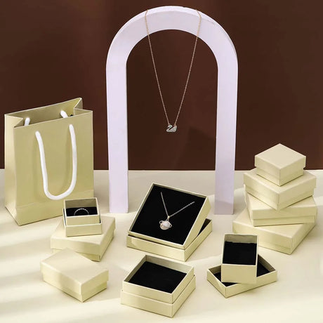 |イベント・ノベルティ用品 | ジュエリーギフトボックスセット30個入