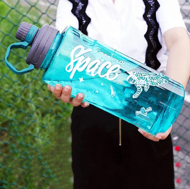 |イベント・ノベルティ用品 | 大容量フィルター付きスポーツウォーターボトル | 1100～3000ml