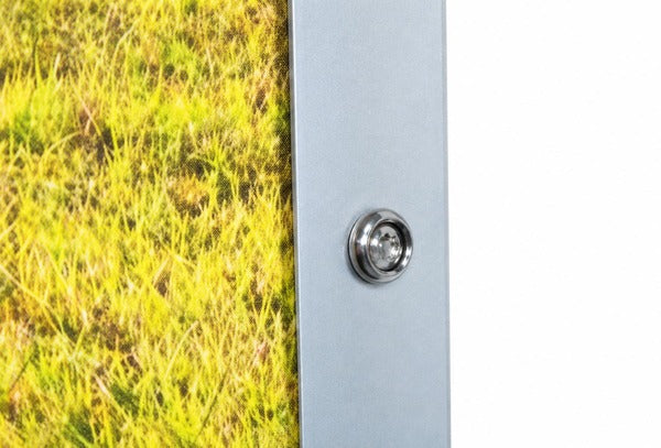 Wall Mounted Boss Light 壁掛け薄型ライトボックスの側面スイッチ｜誉PRINTING