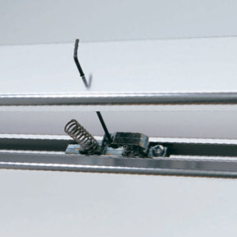 屋外用LED内照パネル FE99240 はね上げ式ステー機構詳細｜誉PRINTING