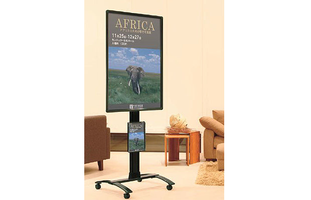 用途別ガイド】ポスタースタンドの選び方とおすすめ｜パネル展示に便利