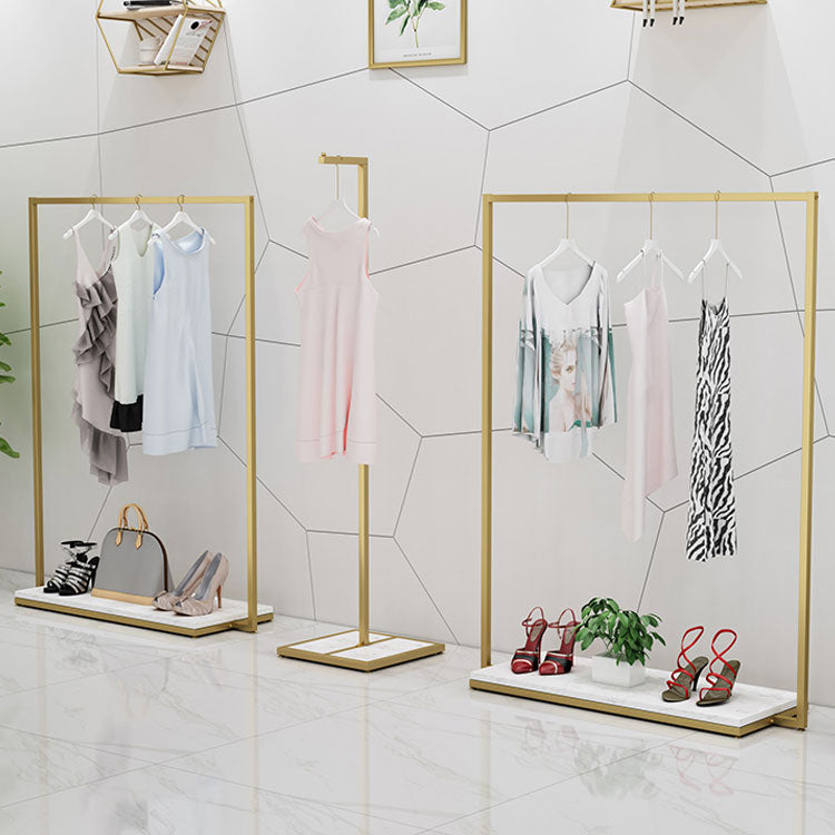 組み立て簡単なメタル製ハンガーラック