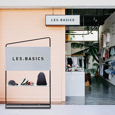 アングルバナー 棚付きAタイプ（W1200）｜誉PRINTING