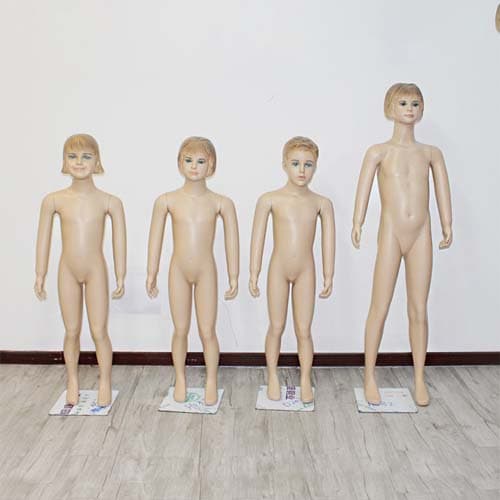 リアルフェイス子供マネキン 軽量素材で設置簡単 | 店舗什器の通販なら