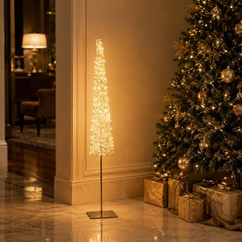 LEDコーン型クリスマスツリーオブジェ スタンドタイプ 150cm ゴールド装飾 ホテルロビーのクリスマス設置イメージ｜誉PRINTING