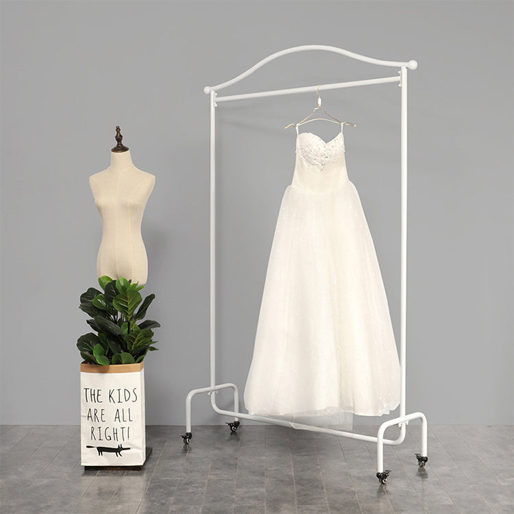 ハンガーラック ヨーロッパスタイルのアイアン製ドレスラック 衣料品店