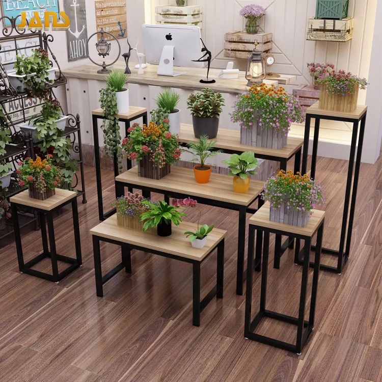 花屋の鉢植えのためのカスタム木製フラワーディスプレイスタンド、ハンドバッグ靴洋服店のためのフラワーディスプレイテーブルラック
