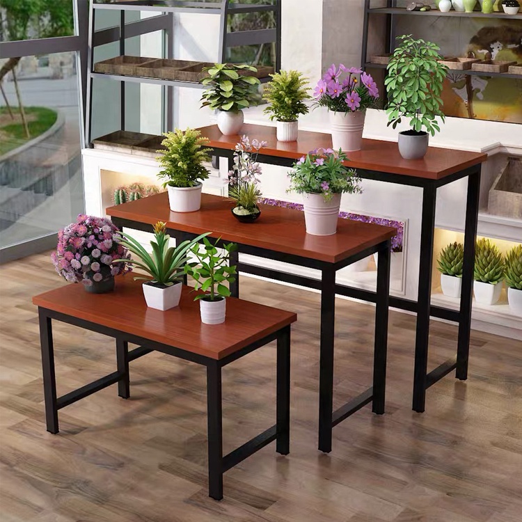 花屋の鉢植えのためのカスタム木製フラワーディスプレイスタンド、ハンドバッグ靴洋服店のためのフラワーディスプレイテーブルラック
